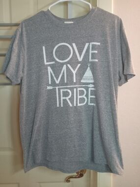 Atx Mafia Gray 'Love My Tribe' Graphic Tee
